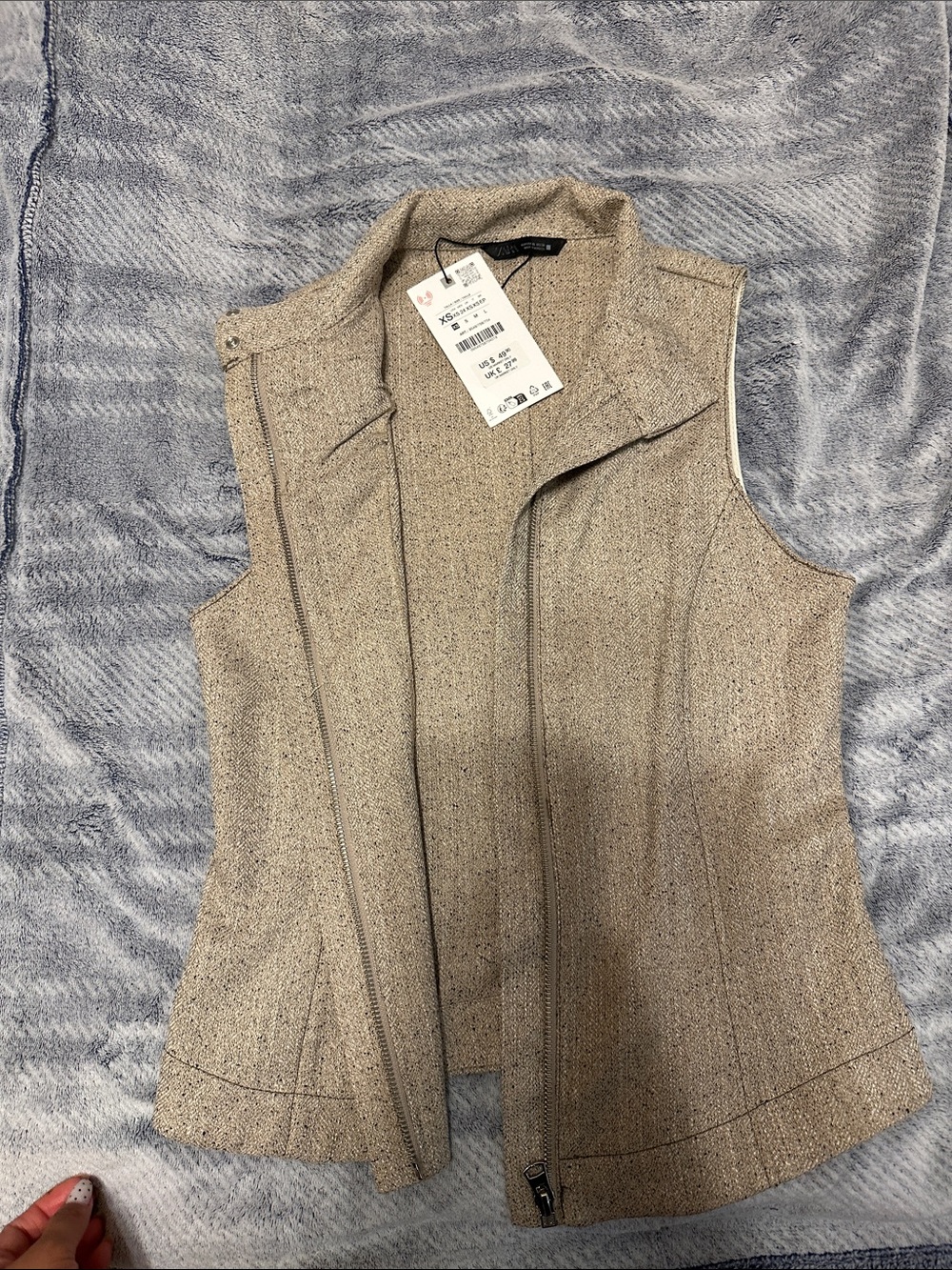 Zara Beige Tweed-Look Mock Neck Vest - Picture 5 of 5